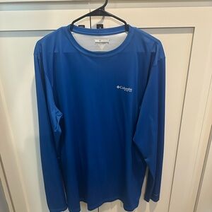 Columbia Men's Blue Long Sleeve Shirt